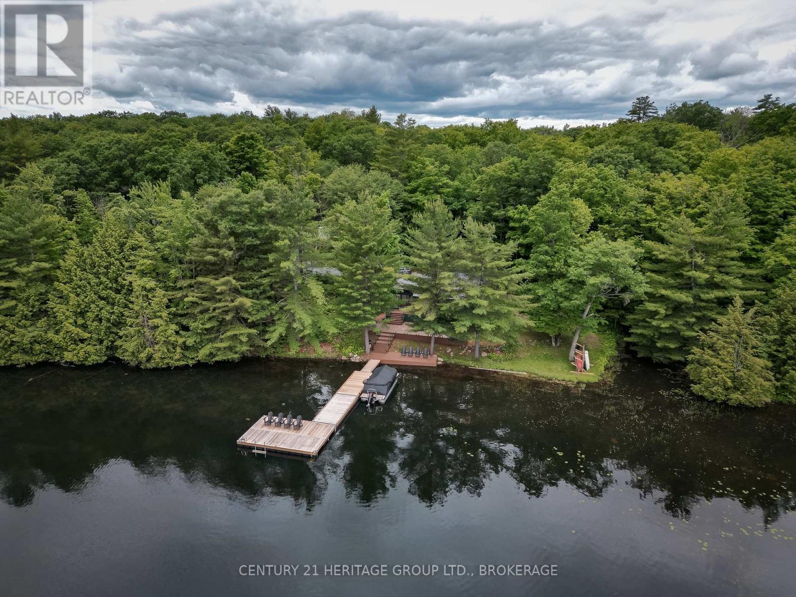 1452 LEGGAT LAKE ROAD - 28