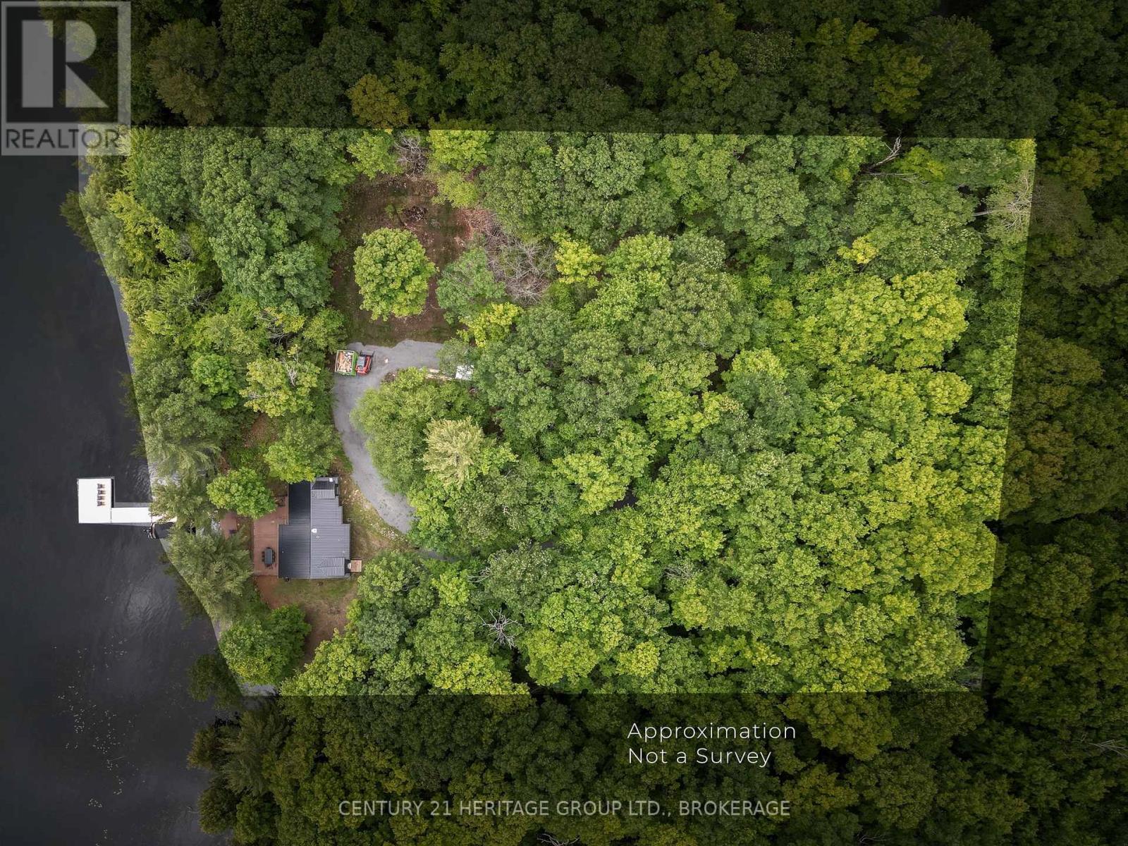 1452 LEGGAT LAKE ROAD - 30