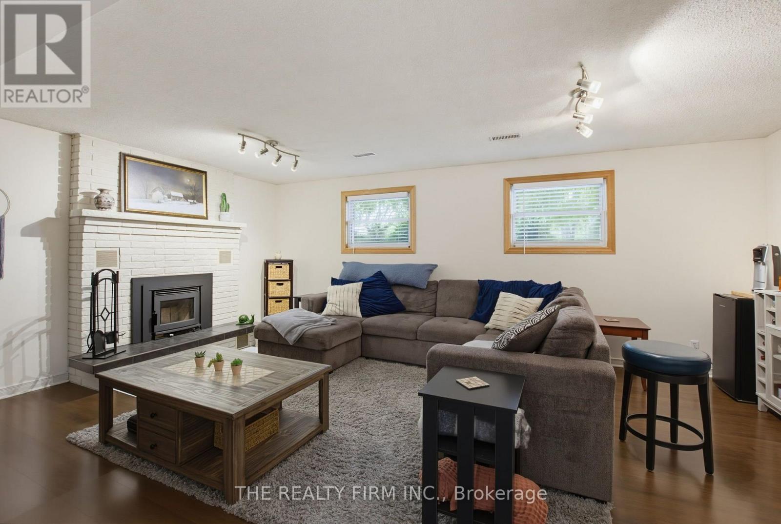 493 MAPLE STREET - Image 21