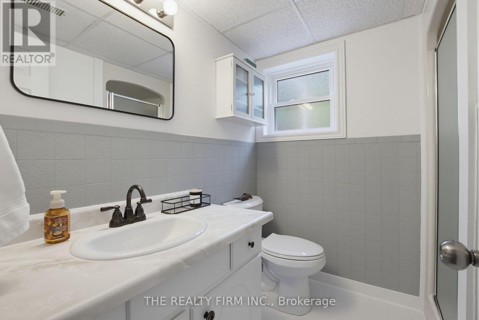 493 MAPLE STREET - Image 25