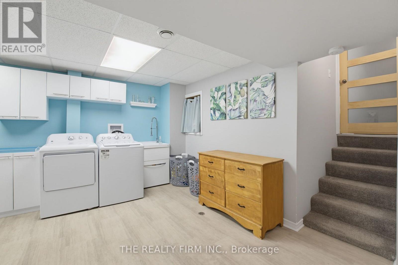 493 MAPLE STREET - Image 28