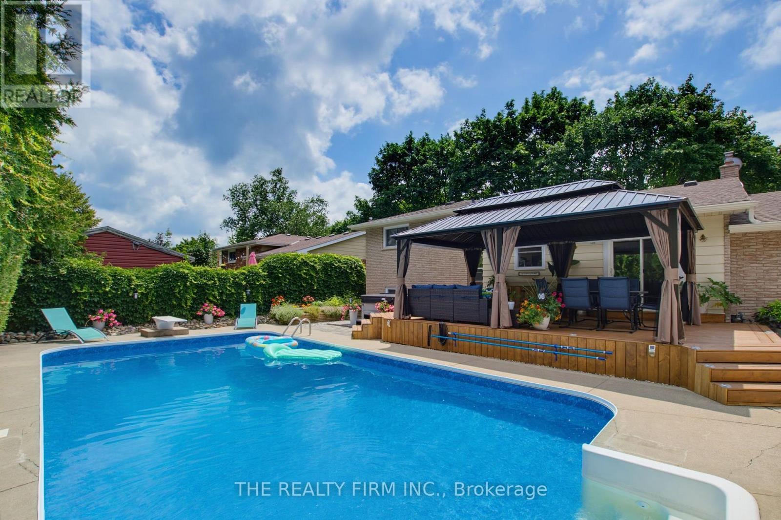 493 MAPLE STREET - Image 37