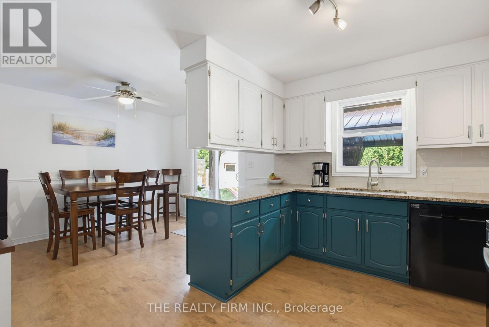 493 MAPLE STREET - Image 9