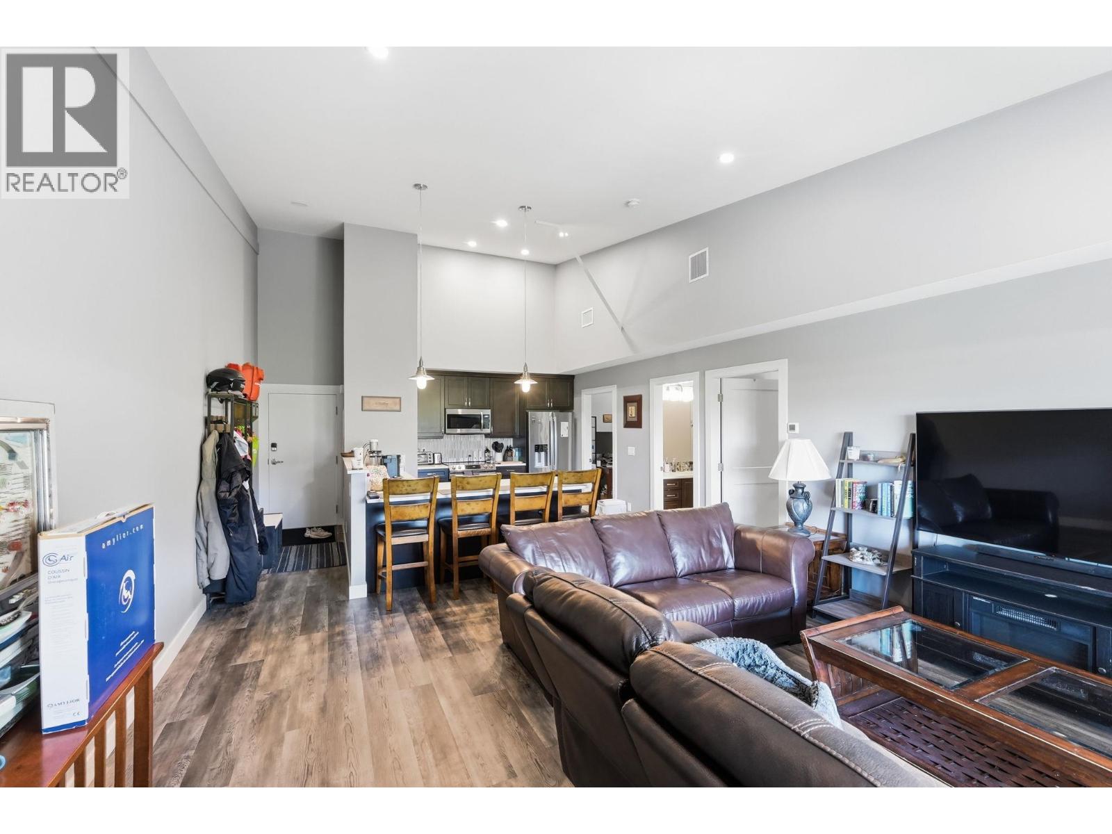 32 Empire Street Unit# 4, Osoyoos