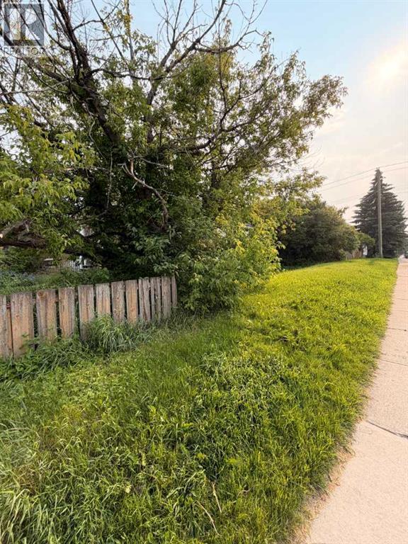 2401 26 Street SW - 7
