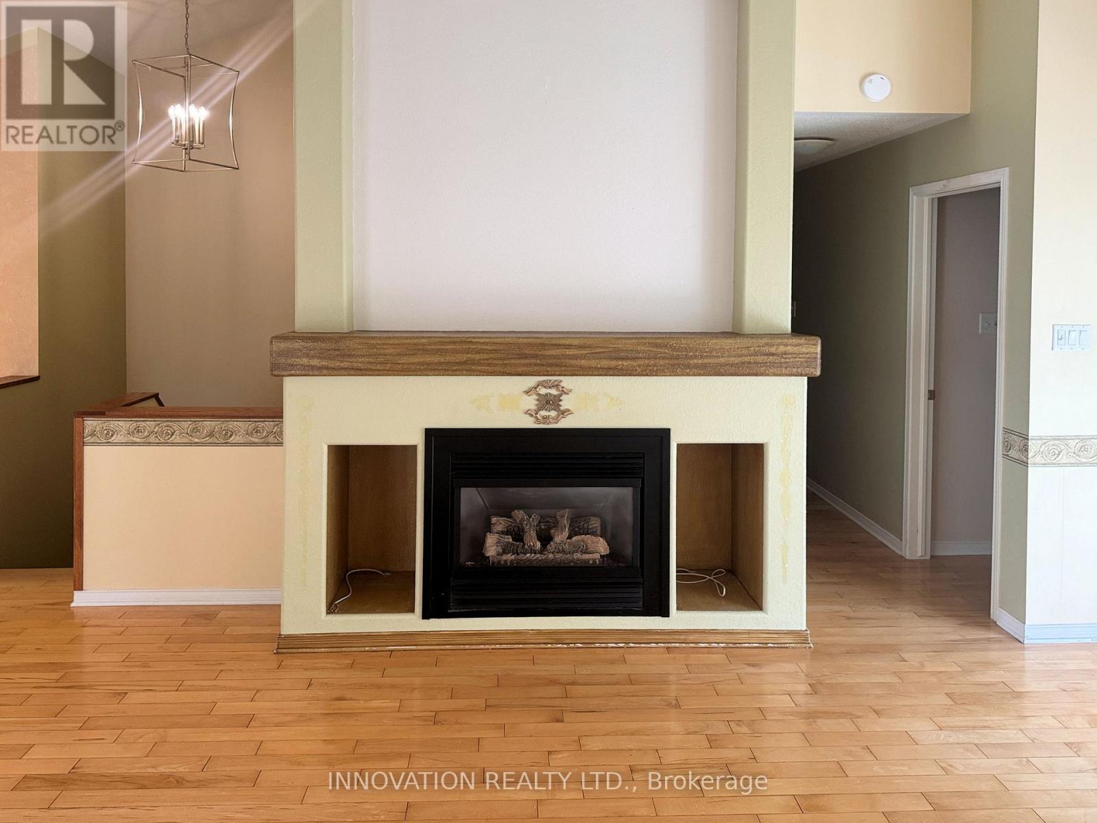 16 JACK AARON DRIVE, Ottawa. Luxury613. By Peter Sagos - Image 7