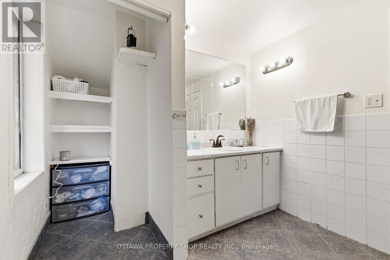 2025 ALBERT STREET - 12