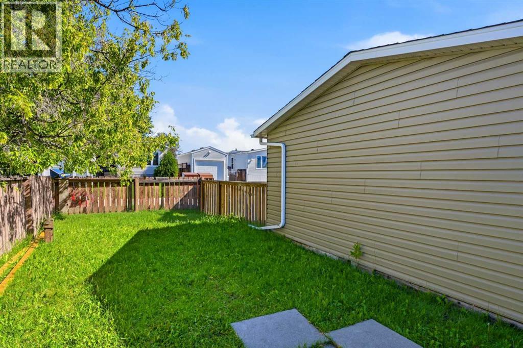89 Spring Haven Close SE - 27
