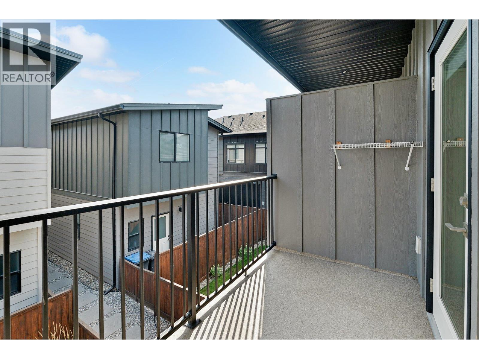 2 726 Coopland Crescent, Kelowna
