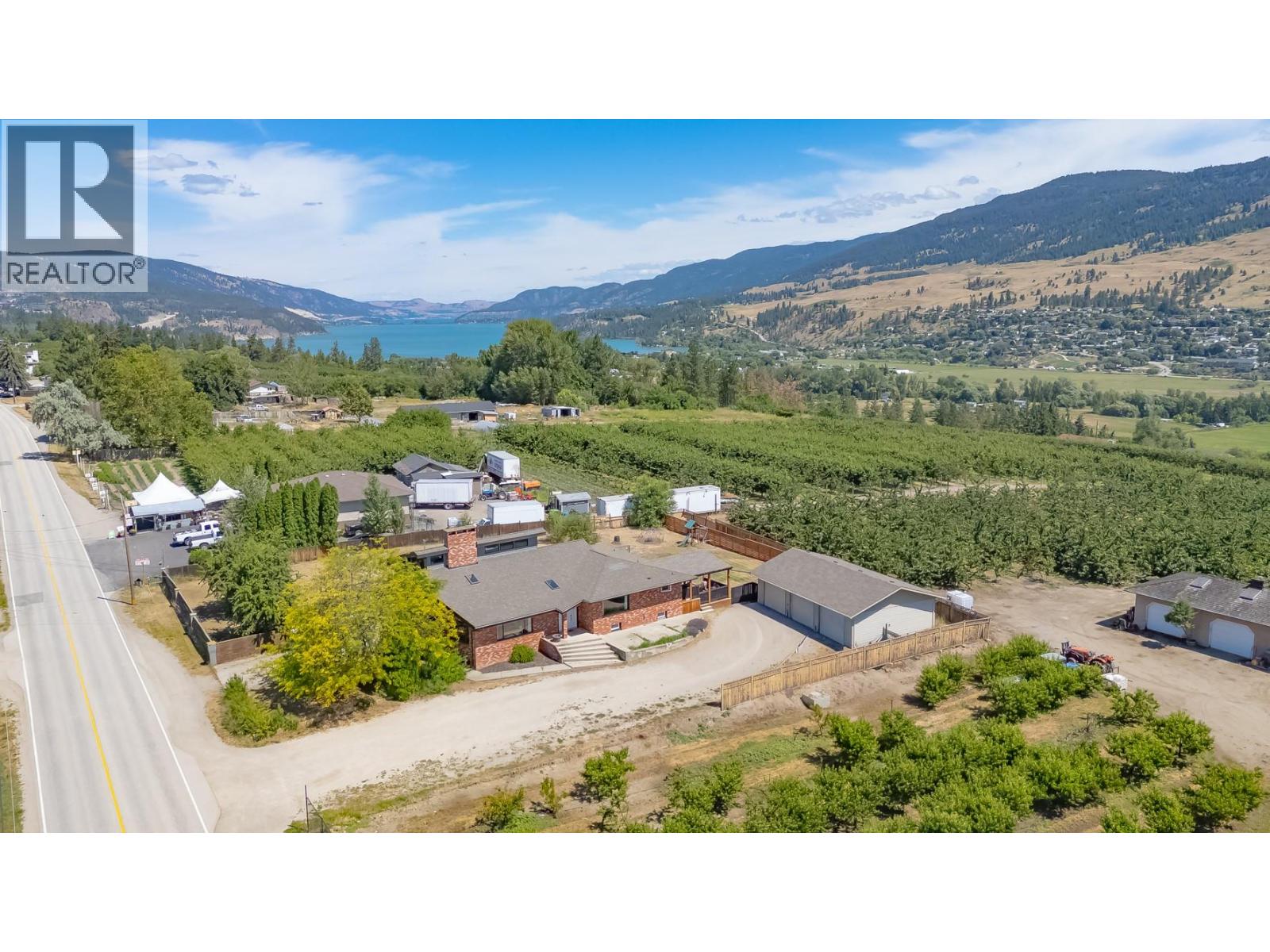 10371 Okanagan Centre Road E - 1