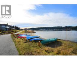 5964 Oldmill Lane, Sechelt, BC V7Z0S2 Photo 29