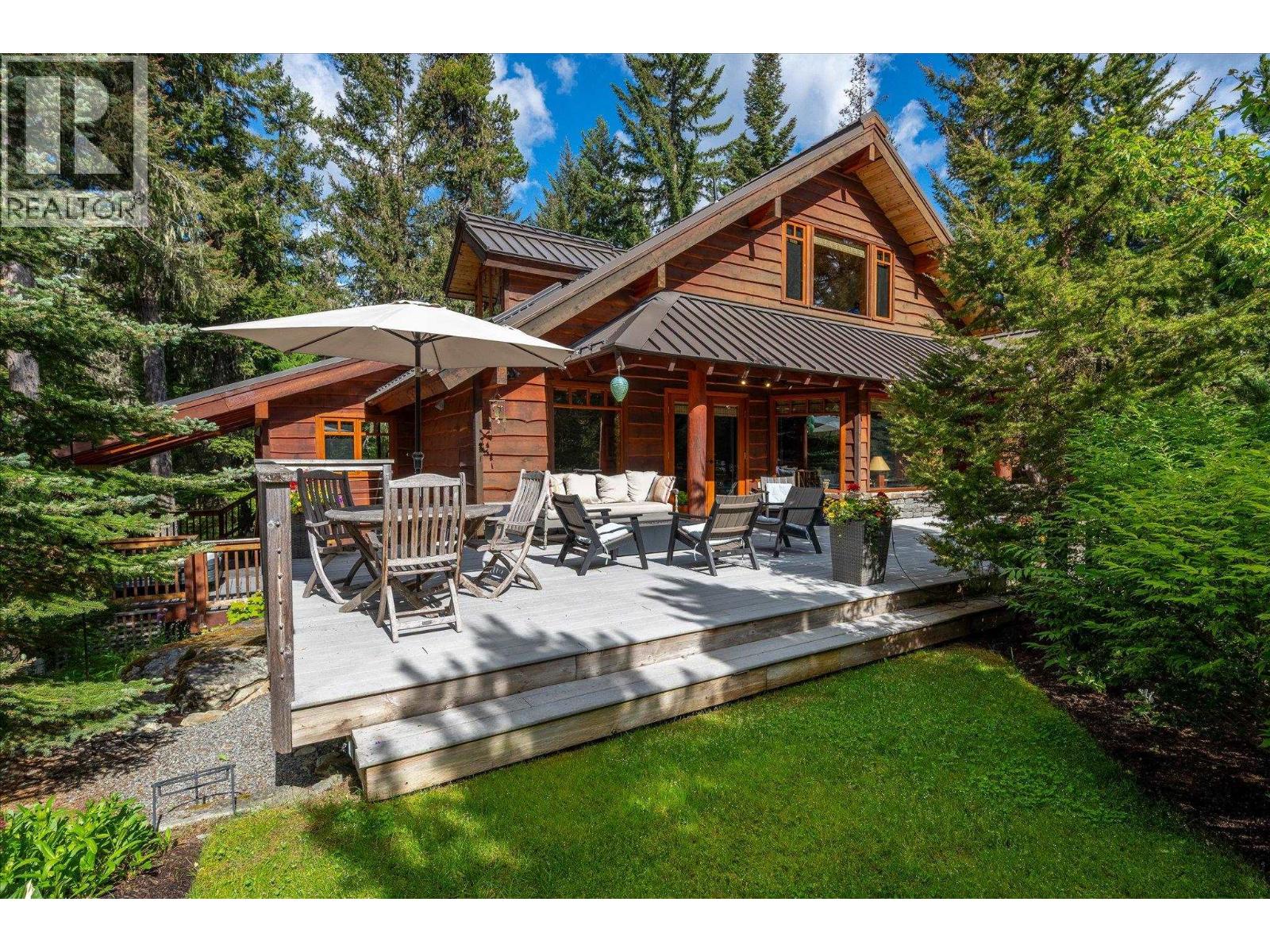 9583 EMERALD DRIVE, Whistler