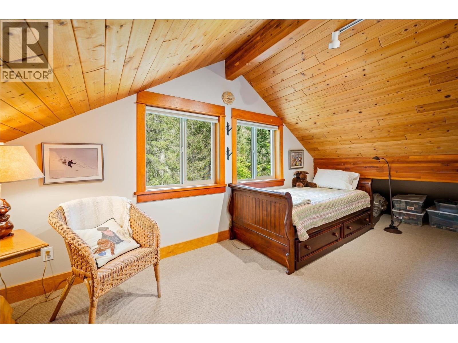 9583 EMERALD DRIVE, Whistler