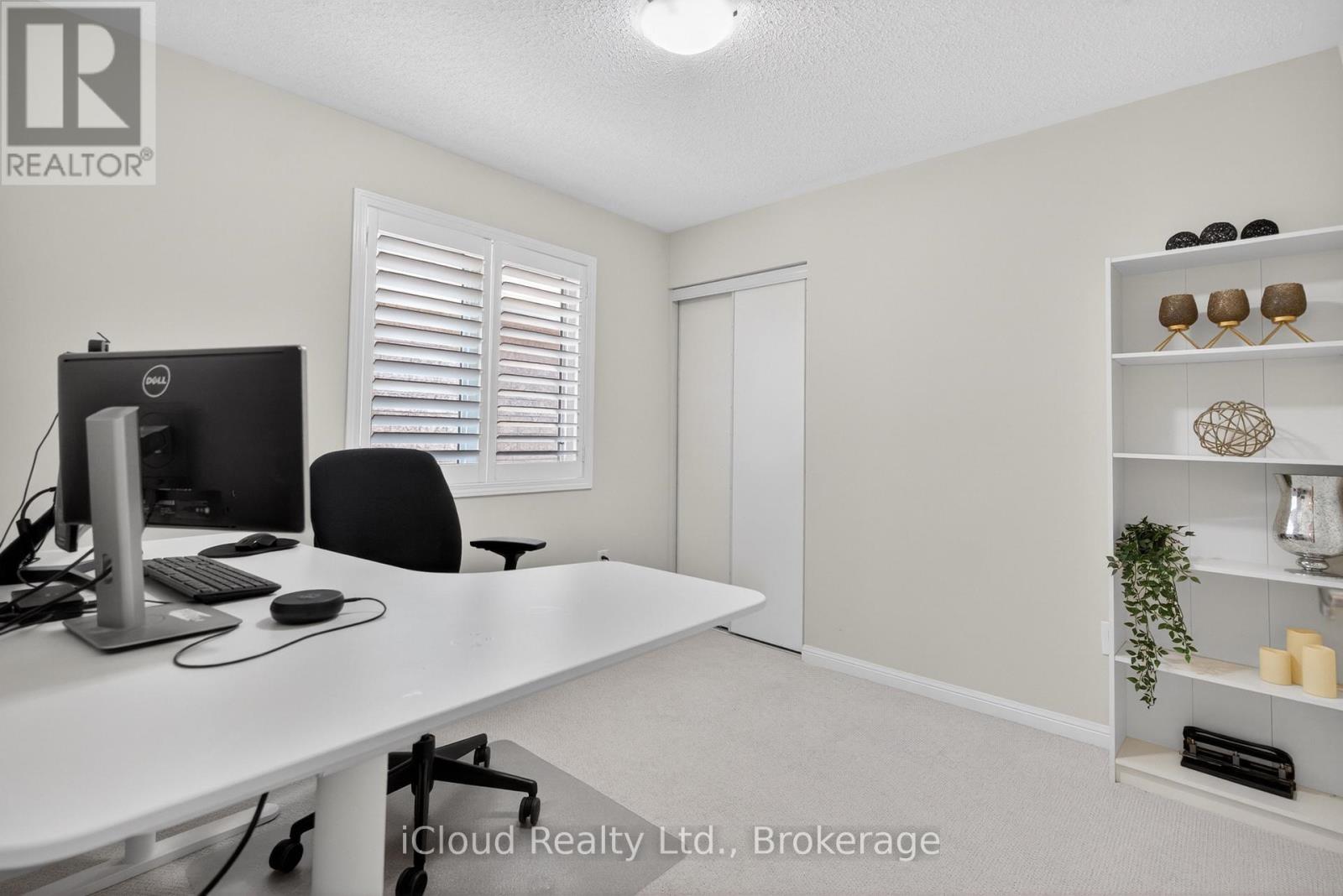 676 SPEYER CIRCLE - 33