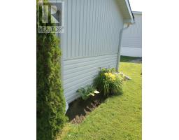 142 Sandbagger Crescent, Central Huron, ON N0M1G0 Photo 36