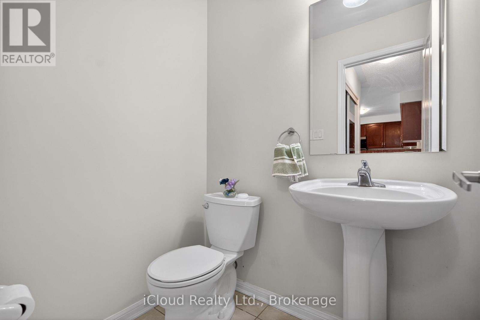 676 SPEYER CIRCLE - 20