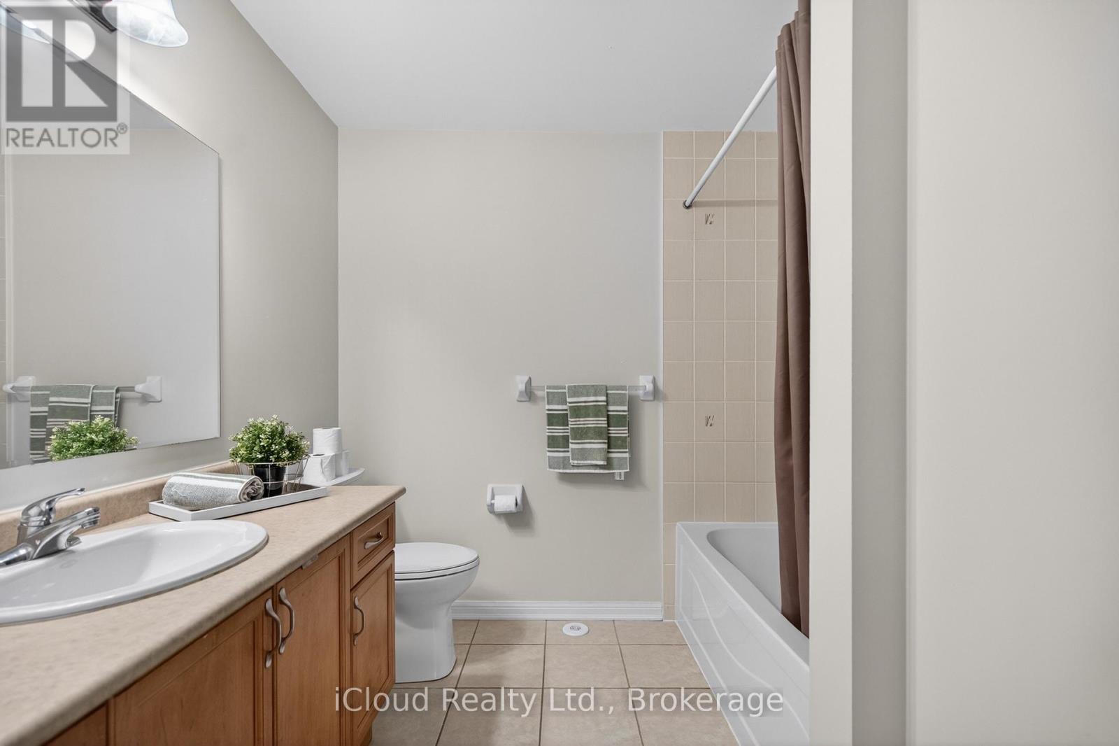 676 SPEYER CIRCLE - 35