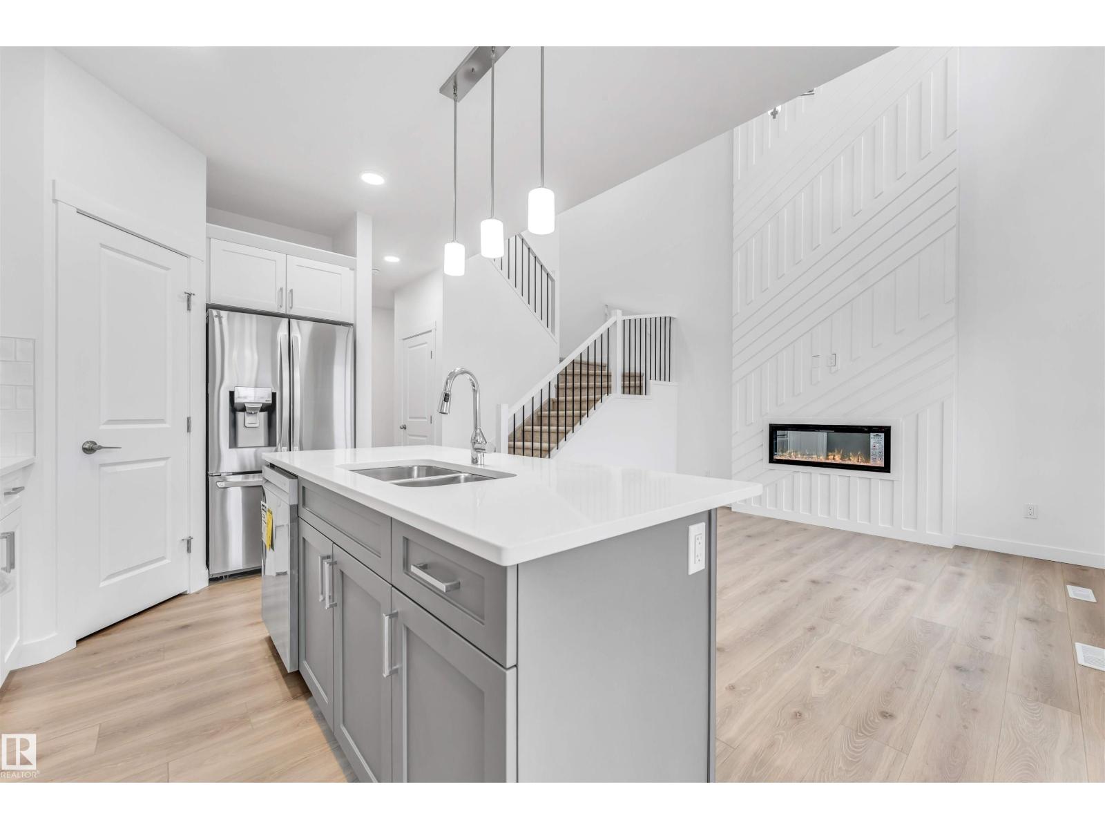1972 210 ST NW - 17