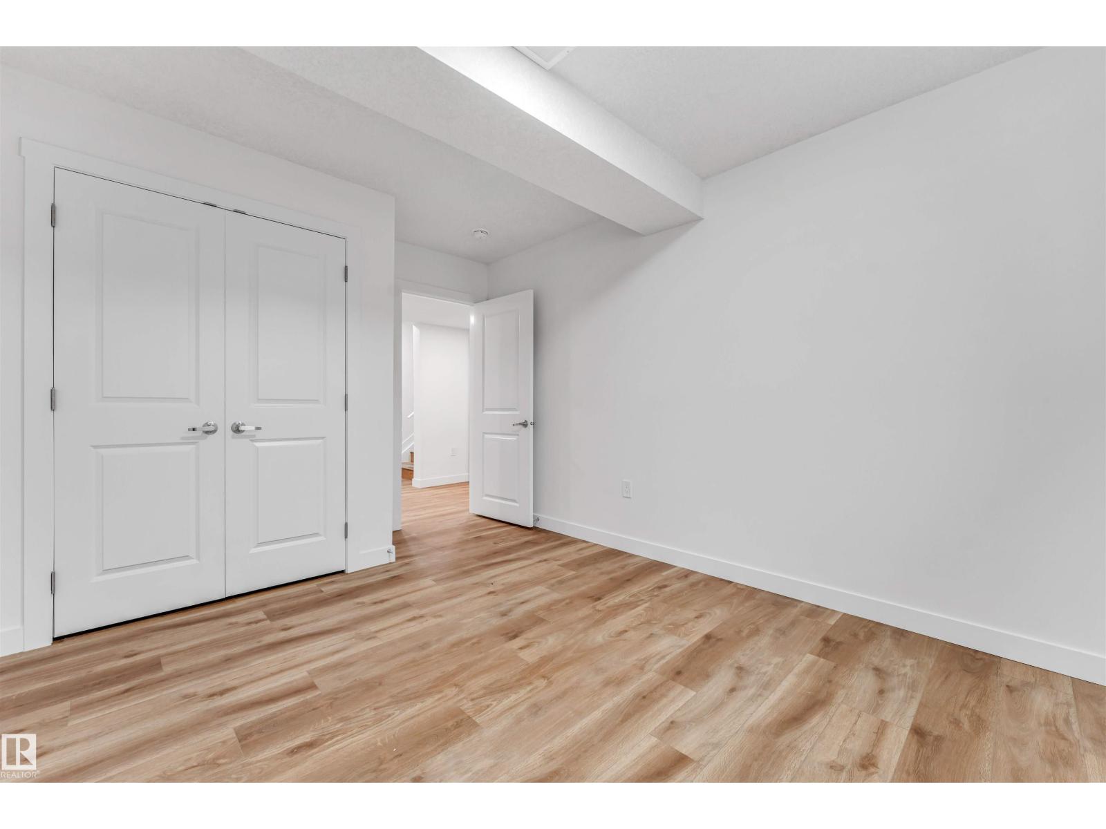 1972 210 ST NW - 37