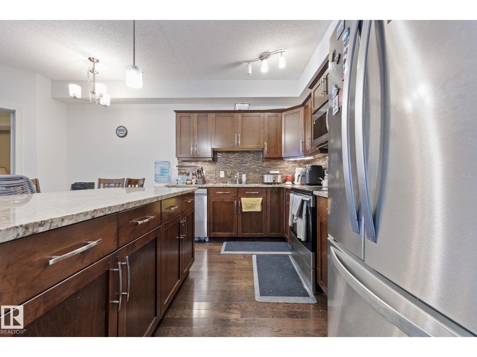 #214 10530 56 AV NW - 3