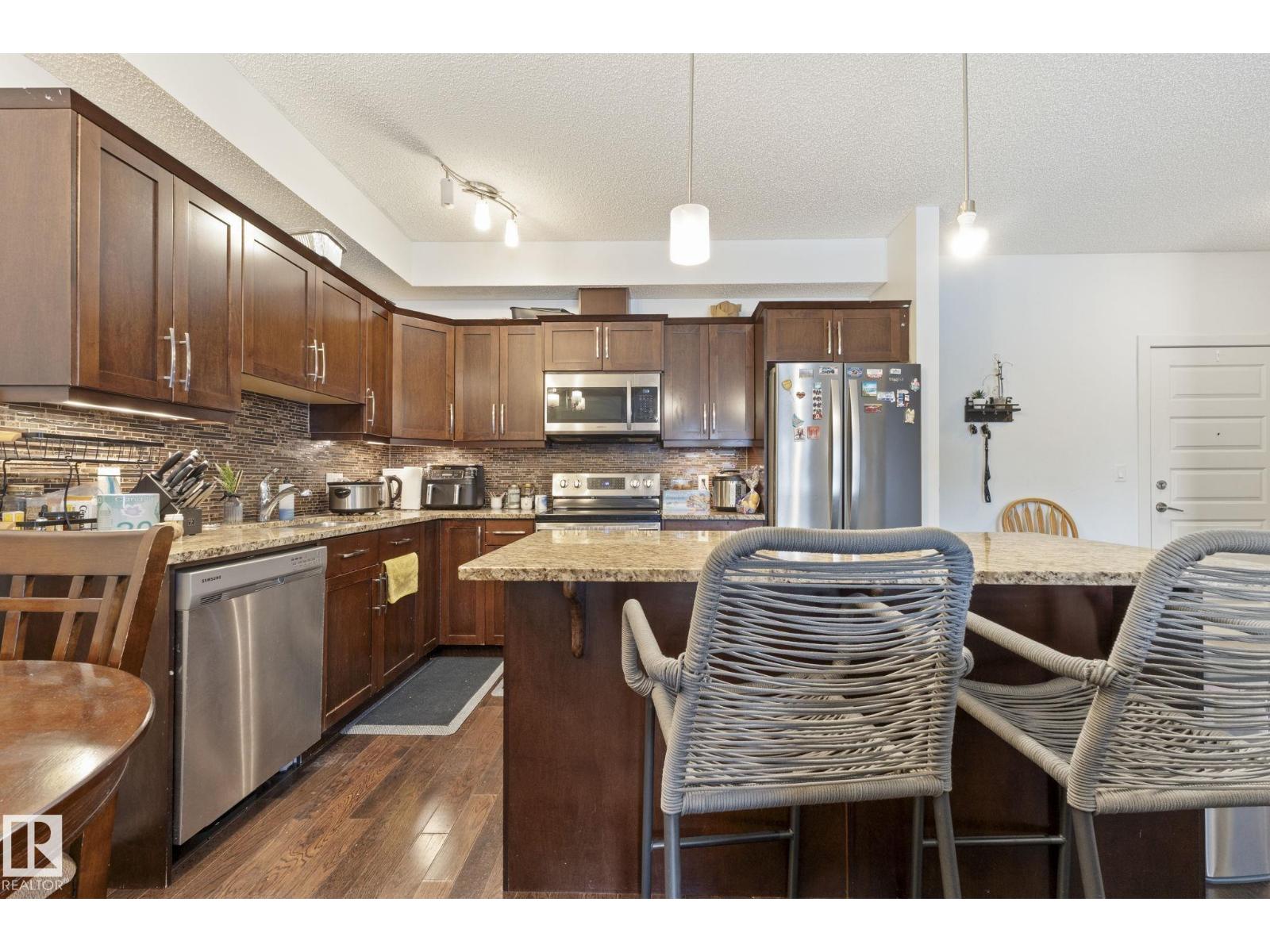 #214 10530 56 AV NW - 6