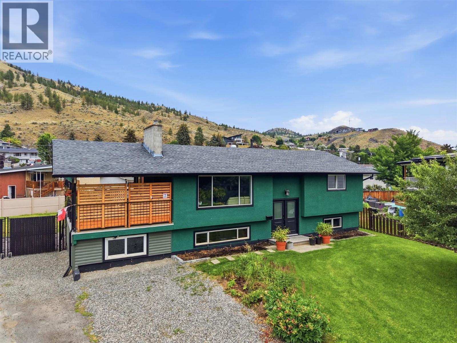 870 SUMAC Place - 1