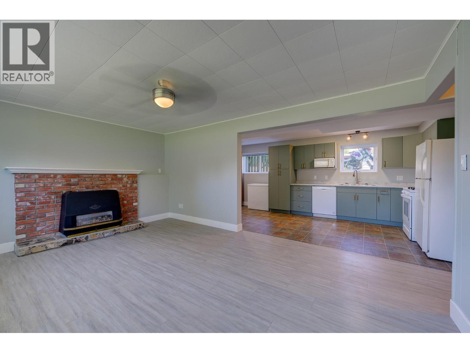 870 SUMAC Place - 18