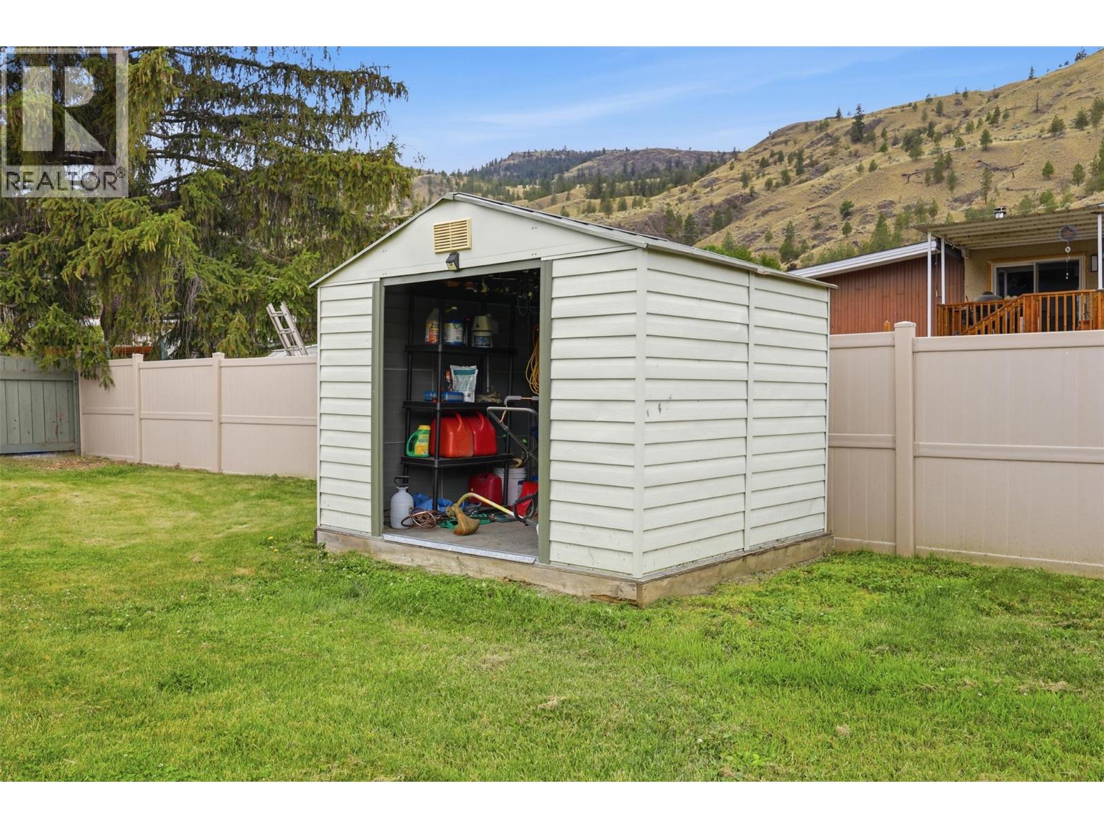870 SUMAC Place - 30