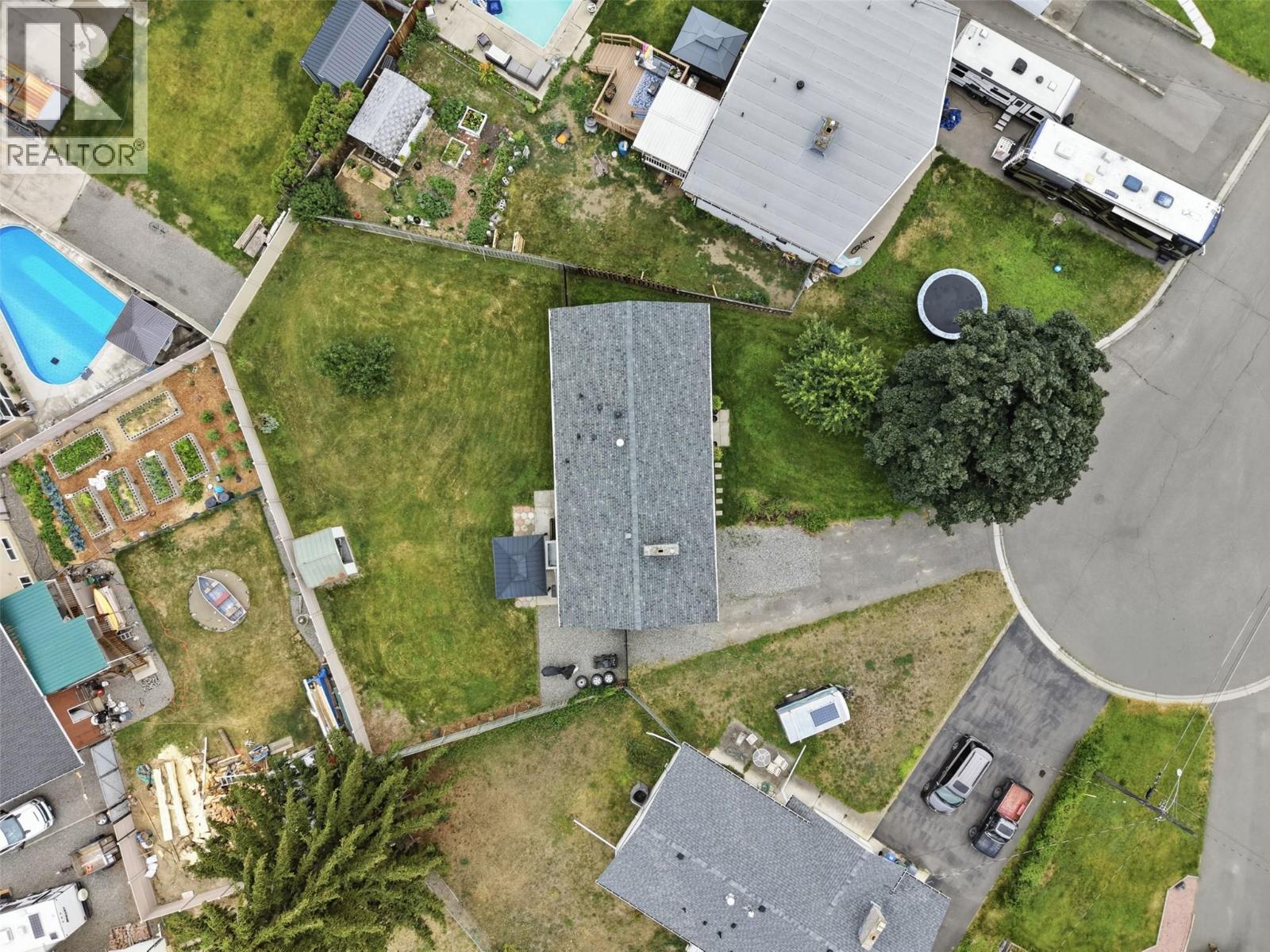 870 SUMAC Place - 2
