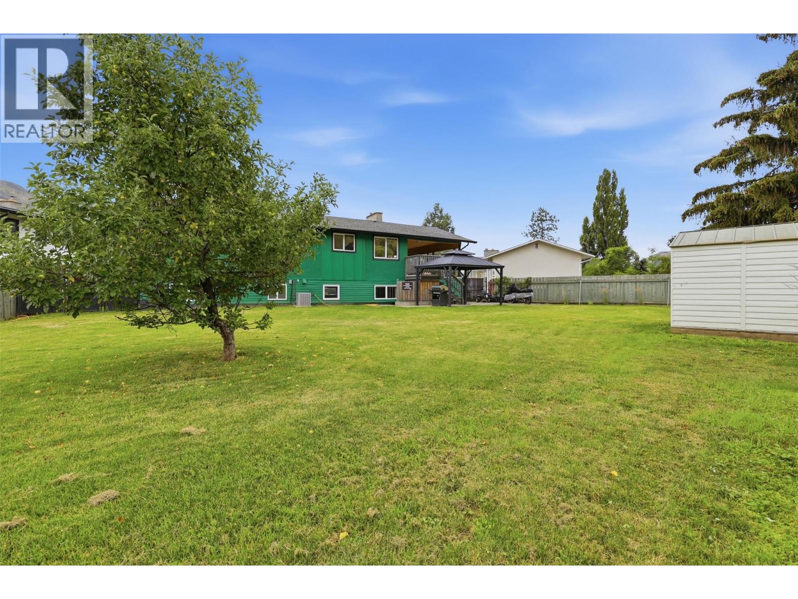 870 SUMAC Place - 33