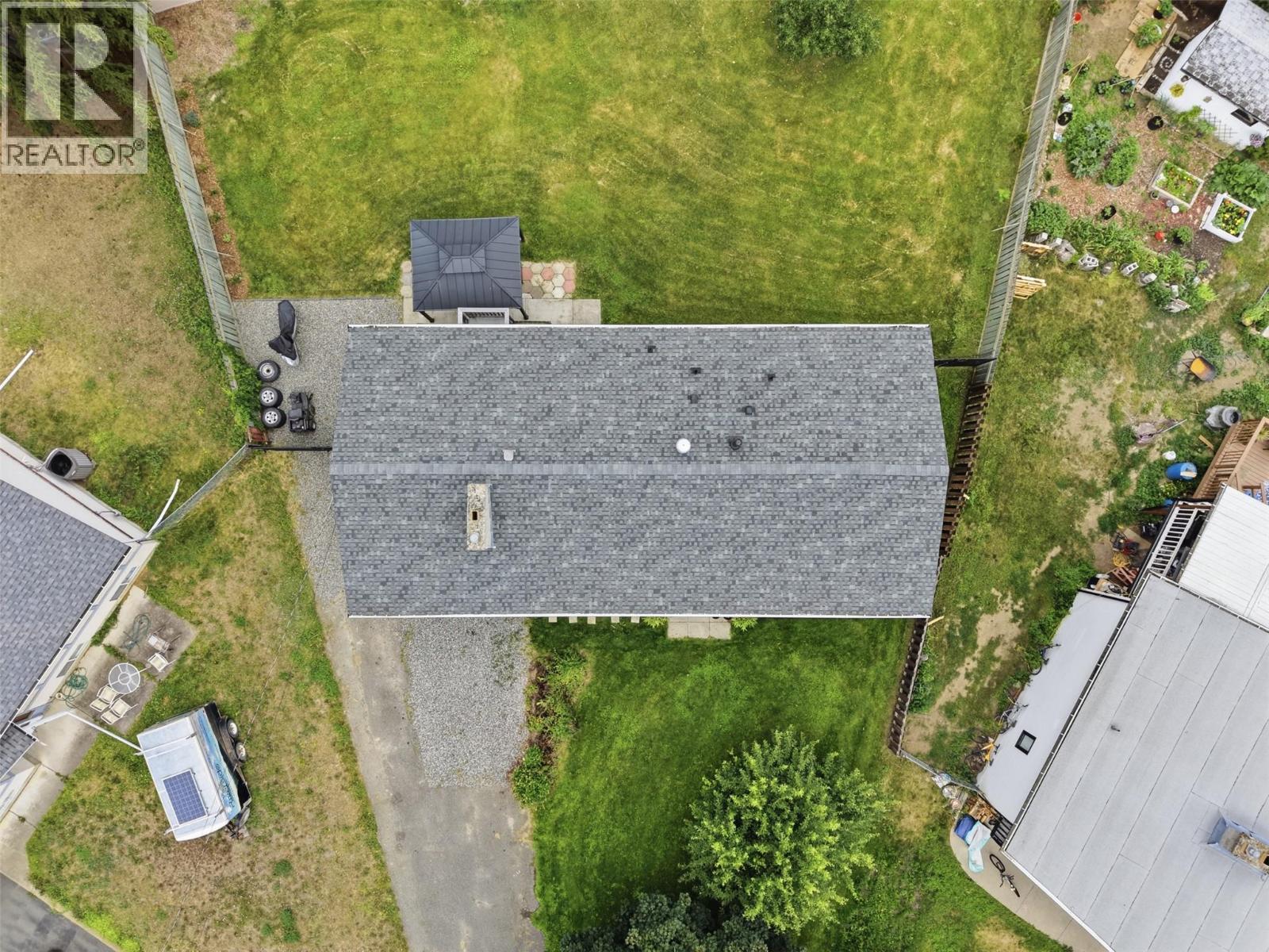 870 SUMAC Place - 39