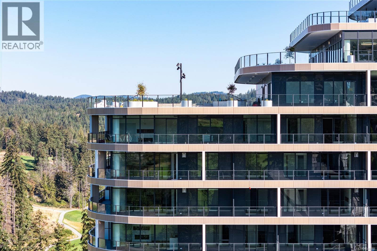 1012 2000 Hannington Road, Langford