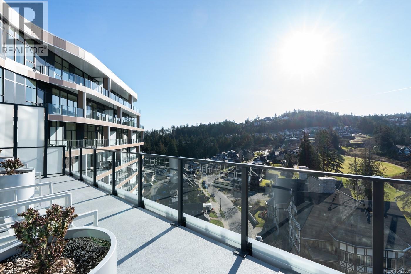 1012 2000 Hannington Road, Langford