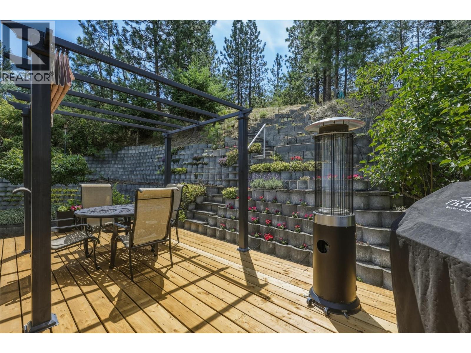 1715 COLDWATER Drive, Kamloops