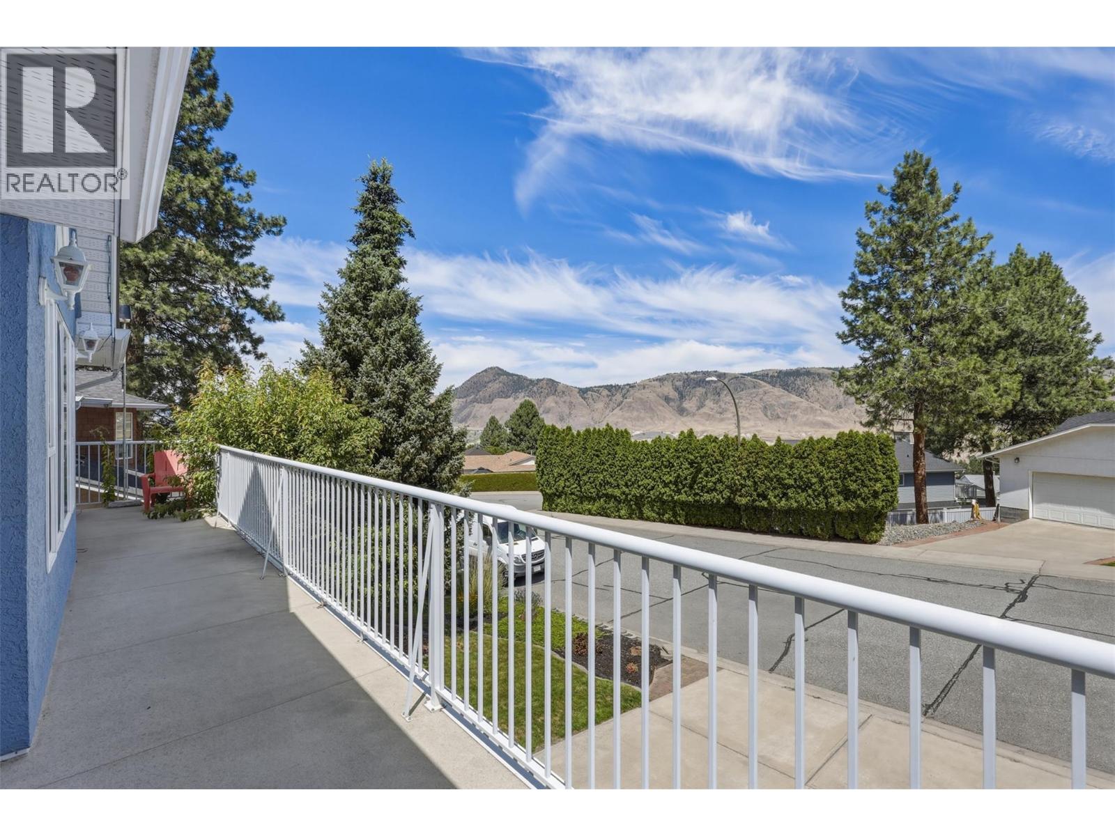 1715 COLDWATER Drive, Kamloops