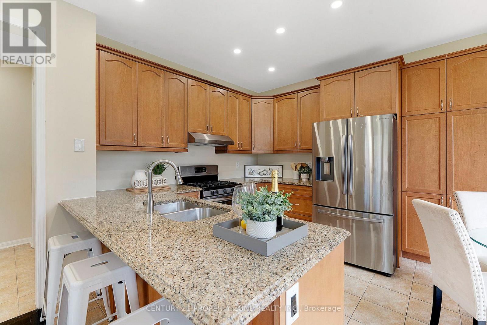 30 APPLE VALLEY WAY DRIVE - 12