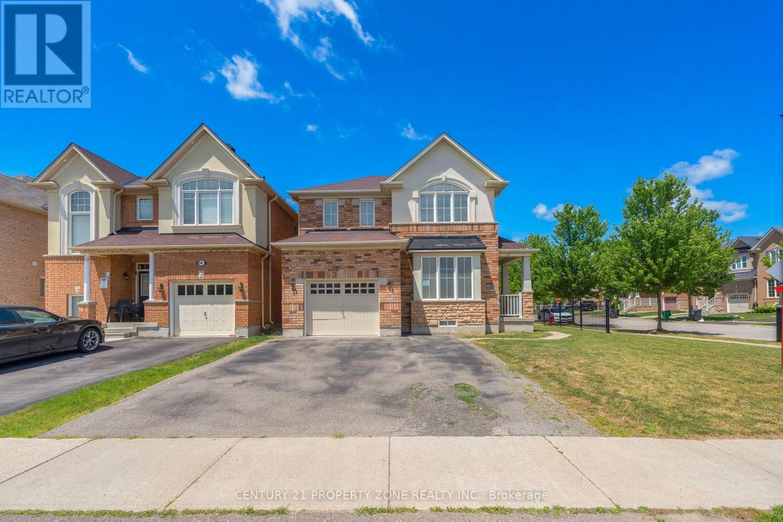30 APPLE VALLEY WAY DRIVE - 2
