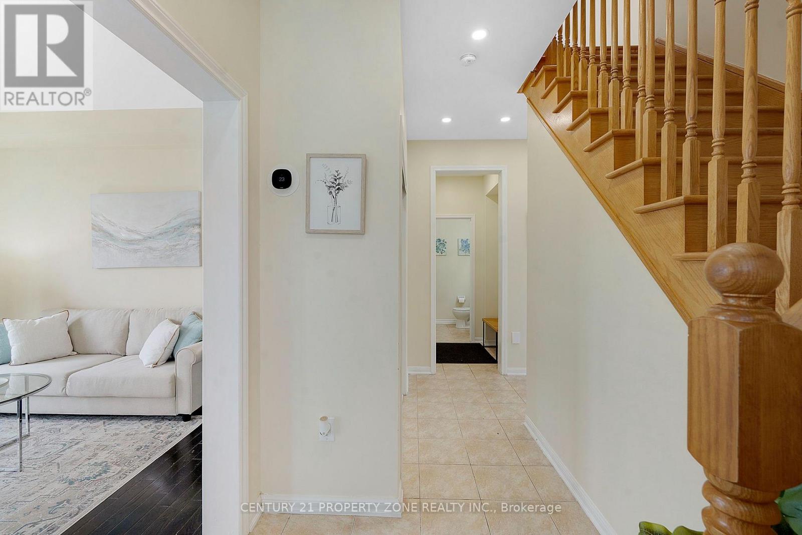 30 APPLE VALLEY WAY DRIVE - 7