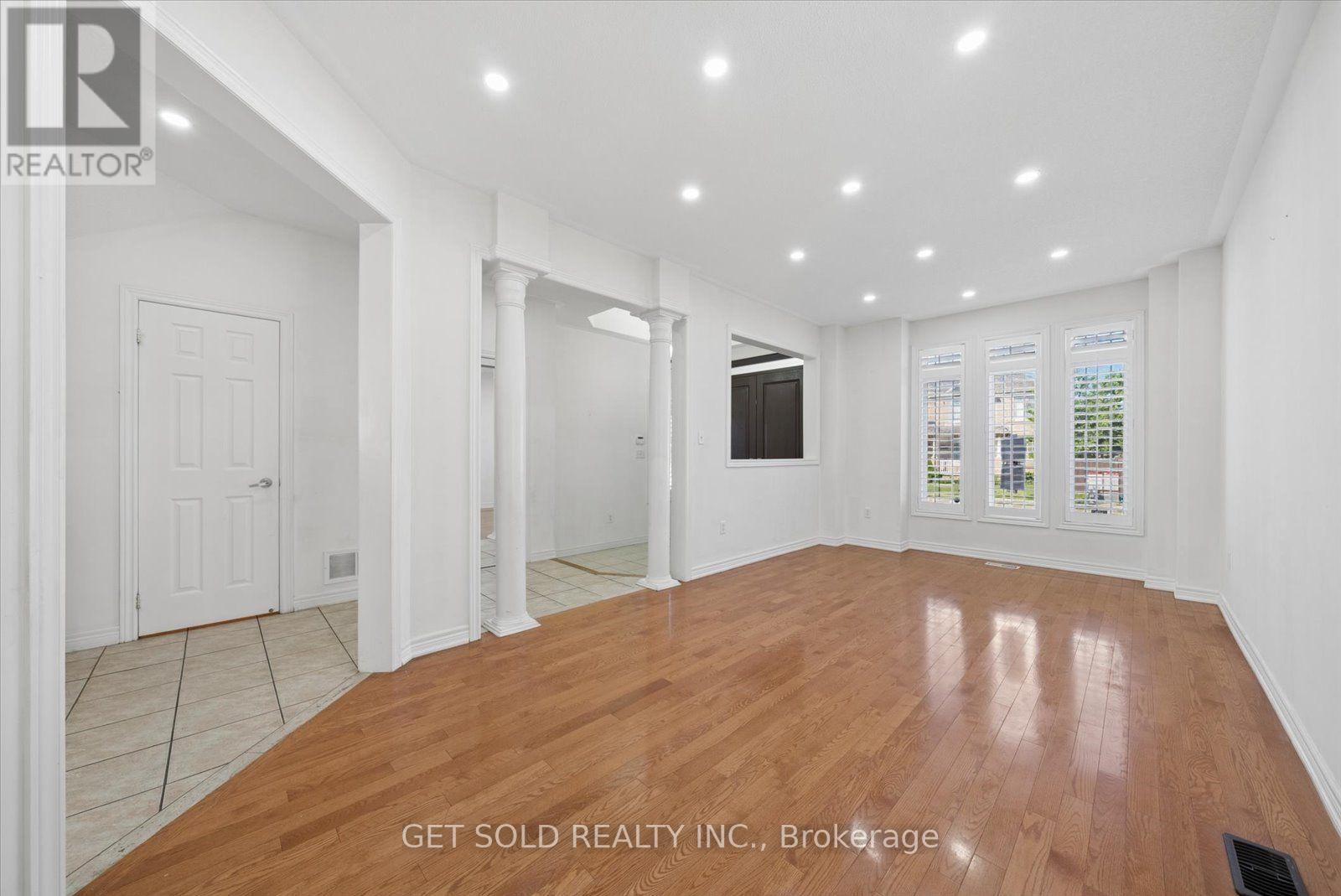 135 EARLSBRIDGE BOULEVARD - 10