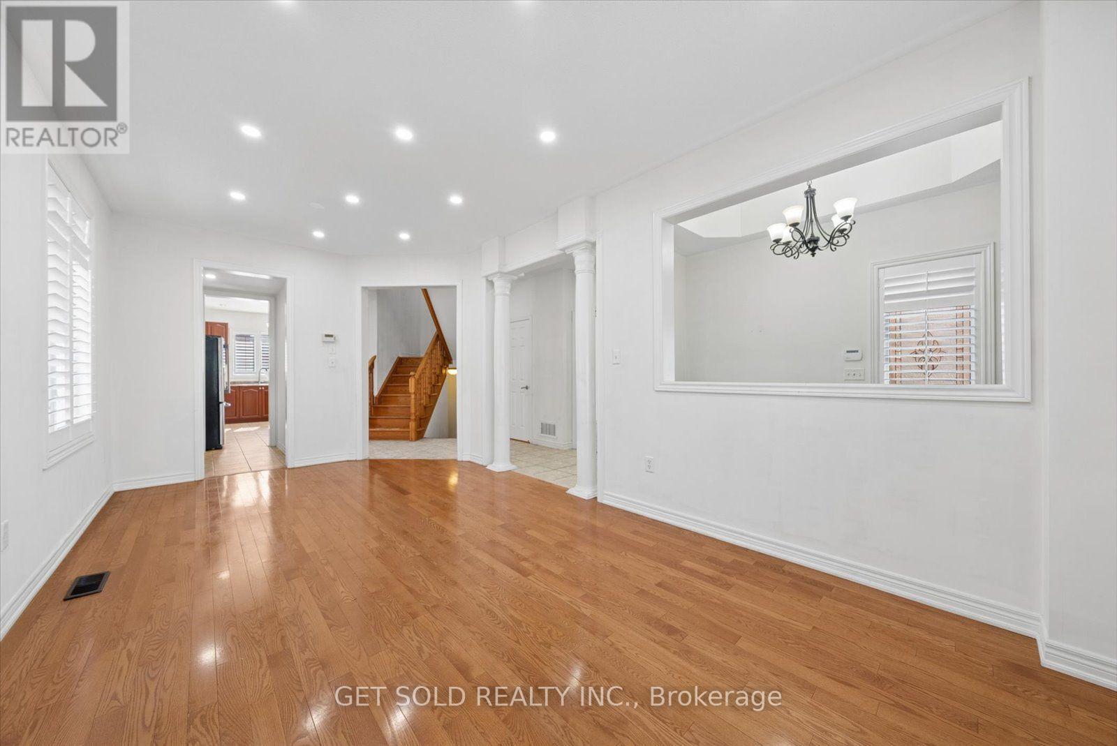 135 EARLSBRIDGE BOULEVARD - 11