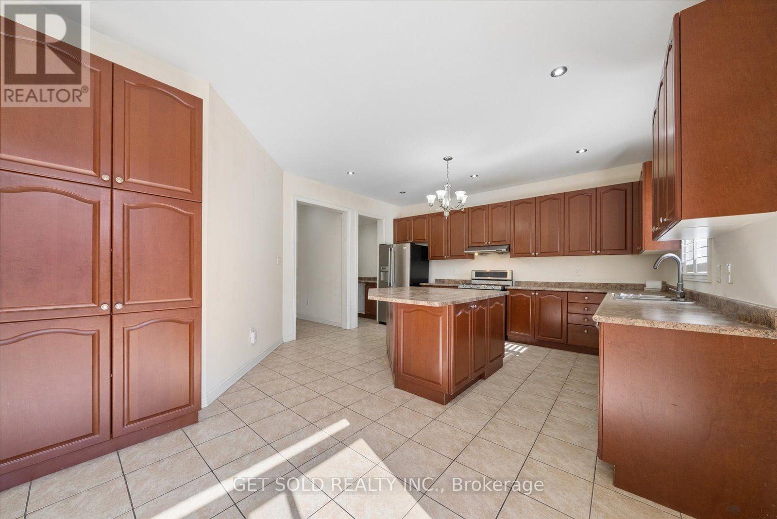 135 EARLSBRIDGE BOULEVARD - 14
