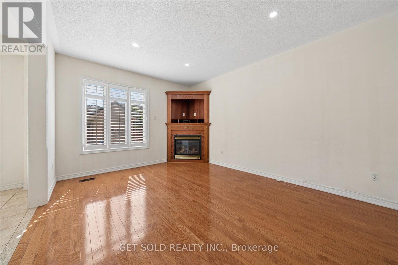 135 EARLSBRIDGE BOULEVARD - 20