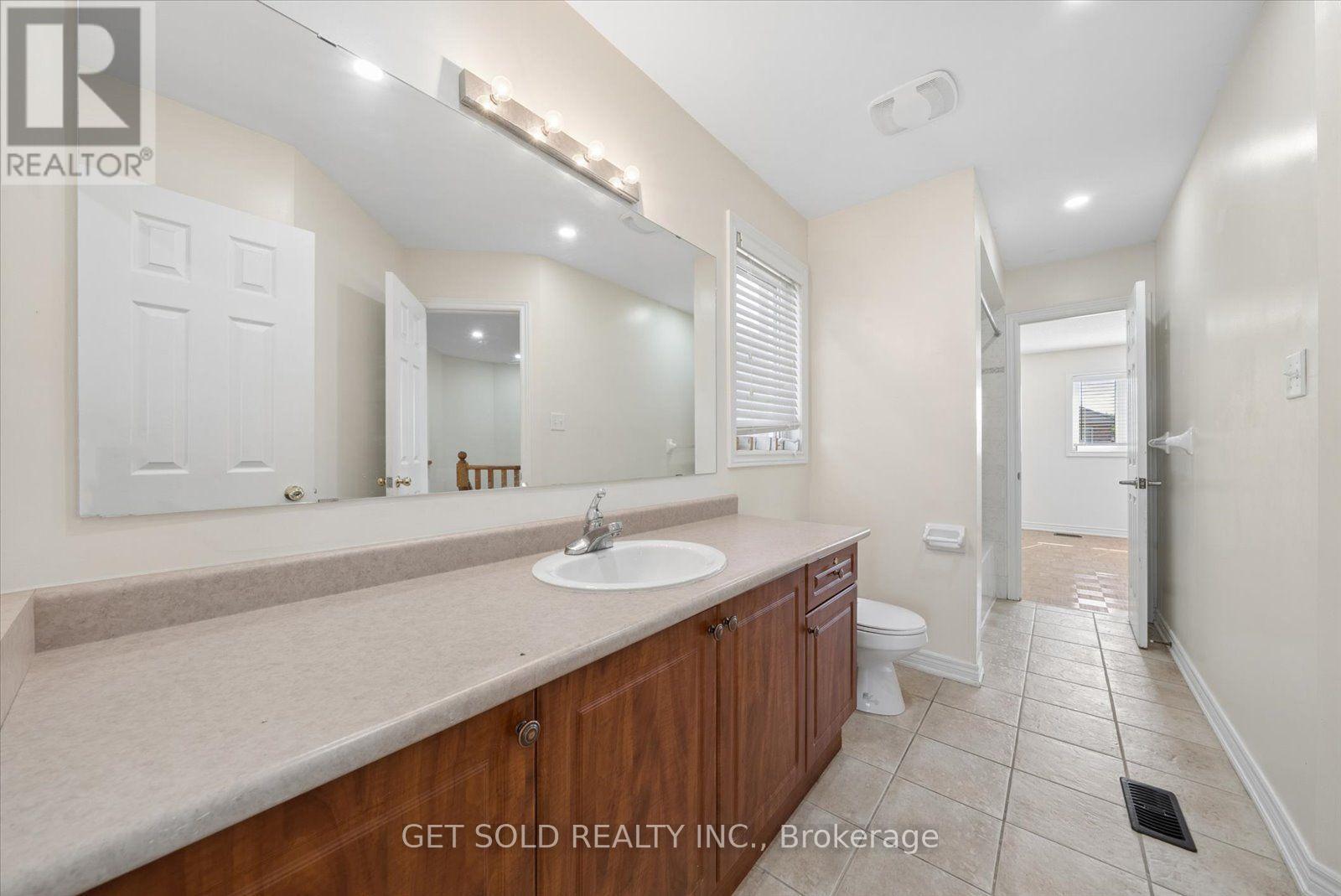 135 EARLSBRIDGE BOULEVARD - 35