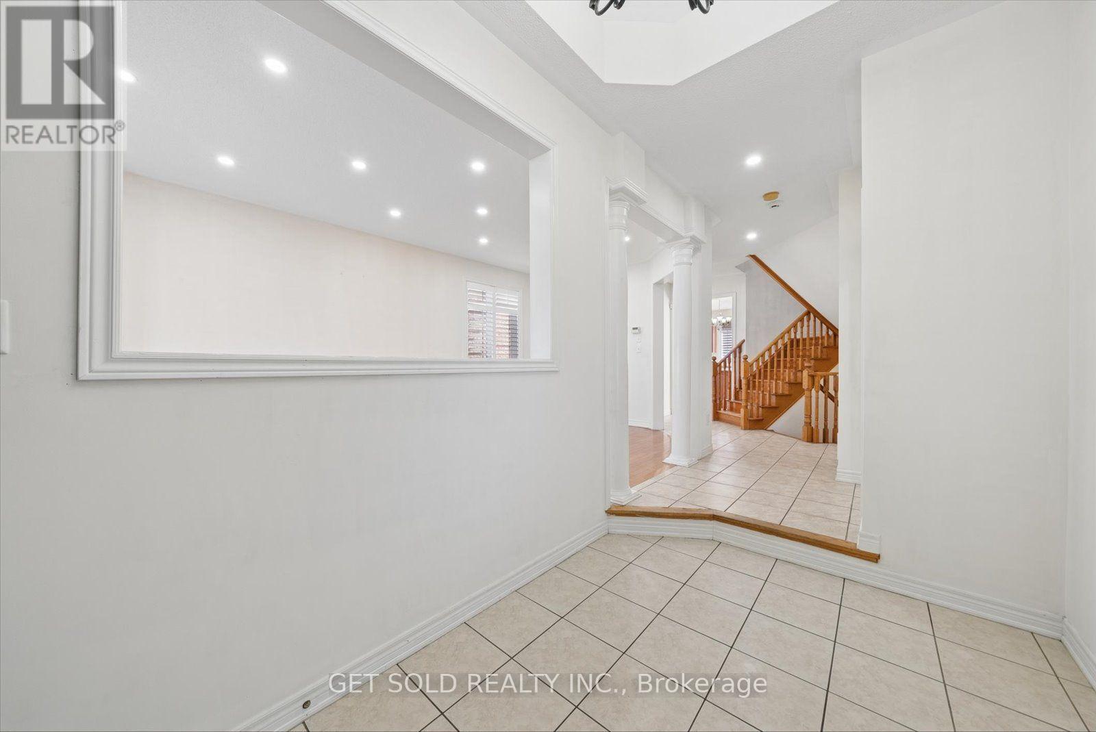 135 EARLSBRIDGE BOULEVARD - 9