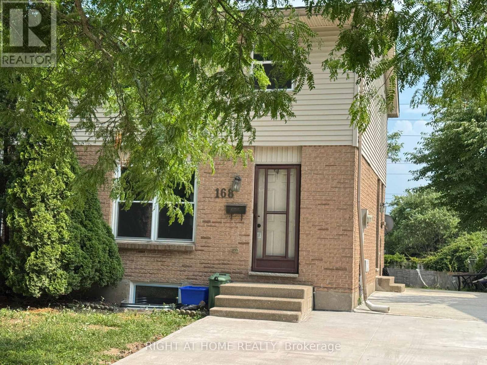 168 GOLFDALE CRESCENT