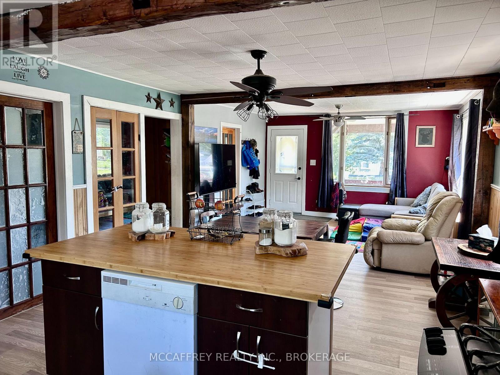 525 CANNIFTON ROAD N - 15