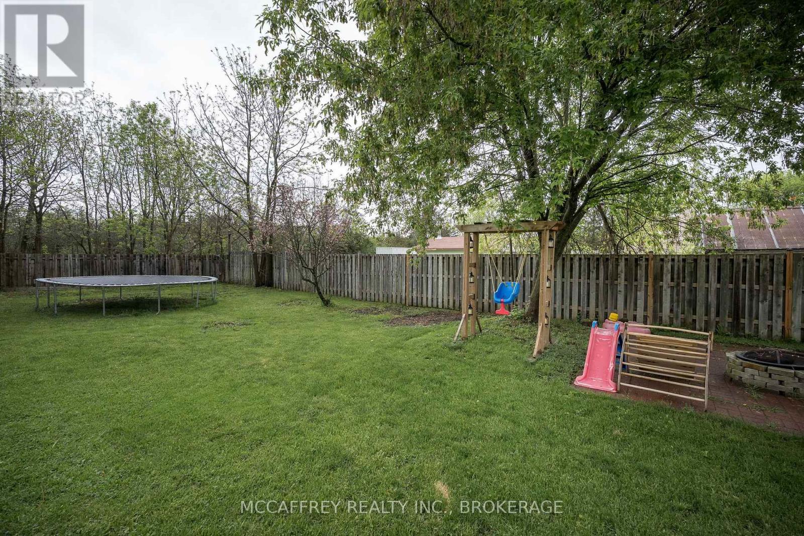 525 CANNIFTON ROAD N - 39