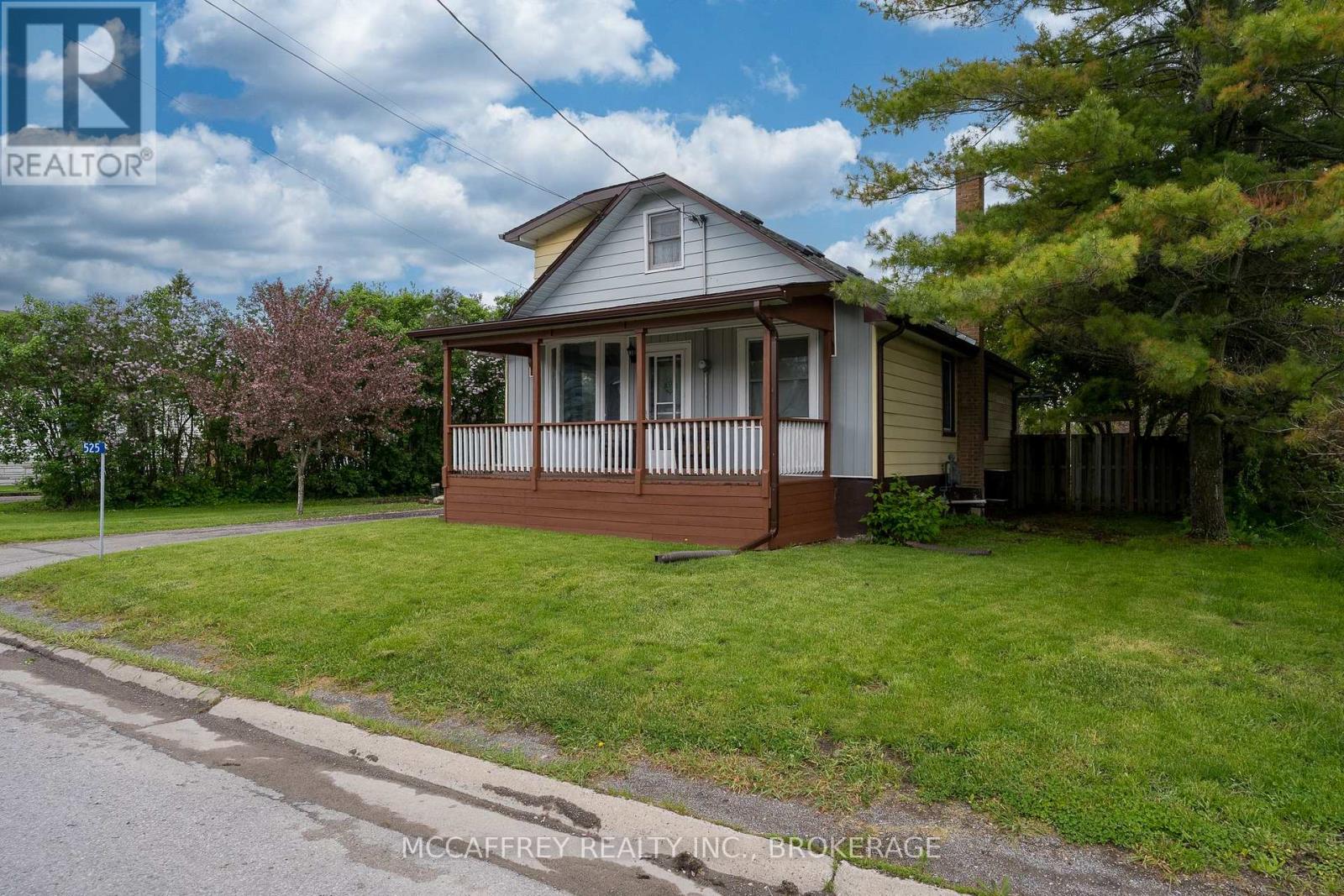 525 CANNIFTON ROAD N - 40