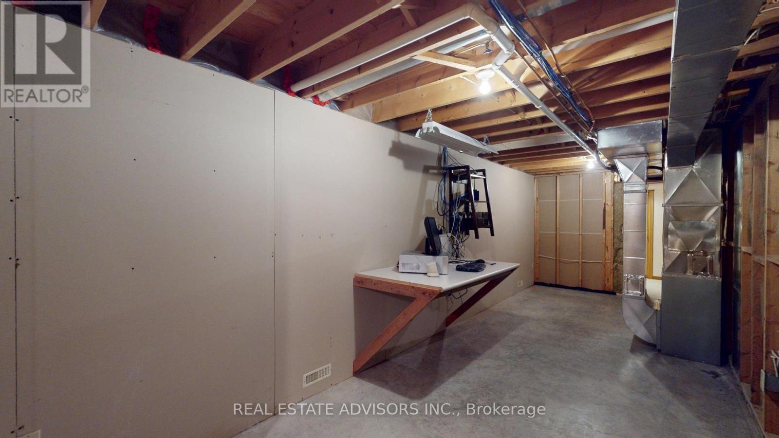 227 BOWER HILL ROAD - 37