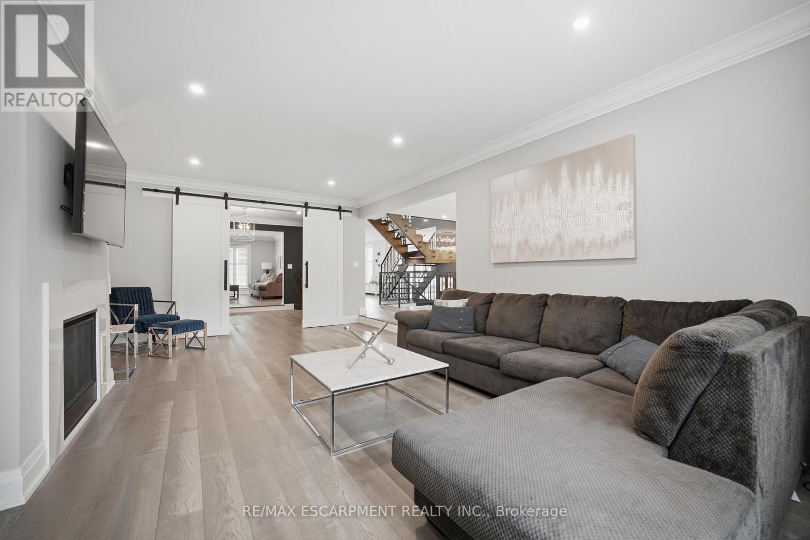 81 FLANDERS DRIVE - 14